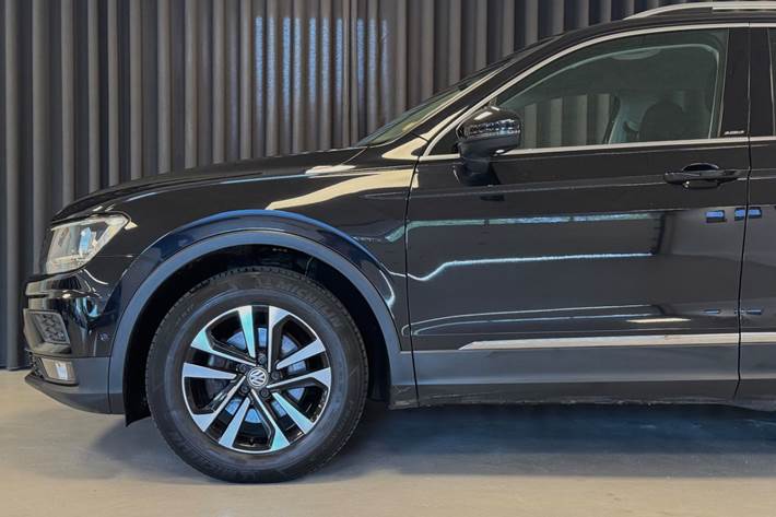 Sort VW Tiguan fra 2019