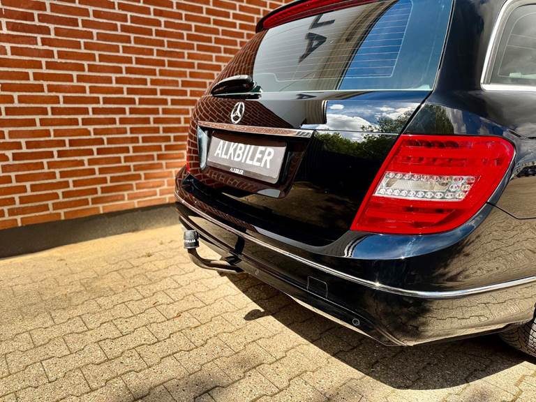 Mercedes C220 2,2 CDi Avantgarde stc. aut. BE