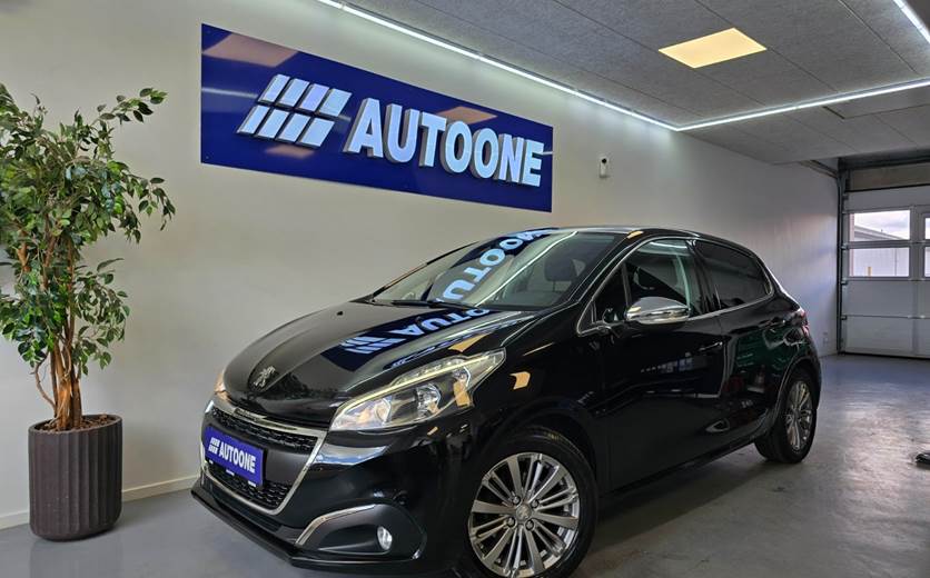 Peugeot 208 1,2 VTi 82 Selection Sky