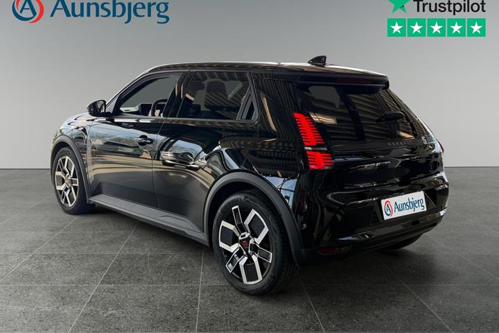 Sort Renault 5 E-Tech fra 2025