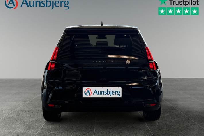 Sort Renault 5 E-Tech fra 2025 set udefra