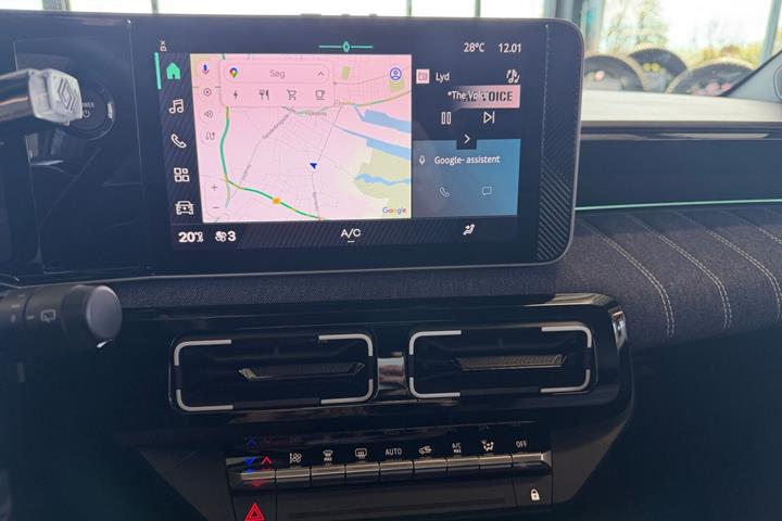 Sort Renault 5 E-Tech fra 2025 set indefra