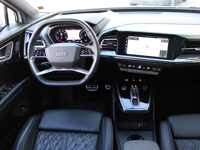 Audi Q4 e-tron 50 S-line quattro