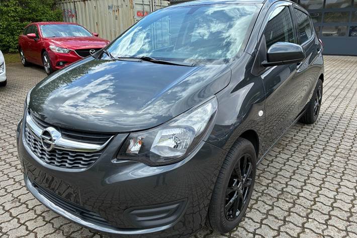 Grå Opel Karl fra 2017