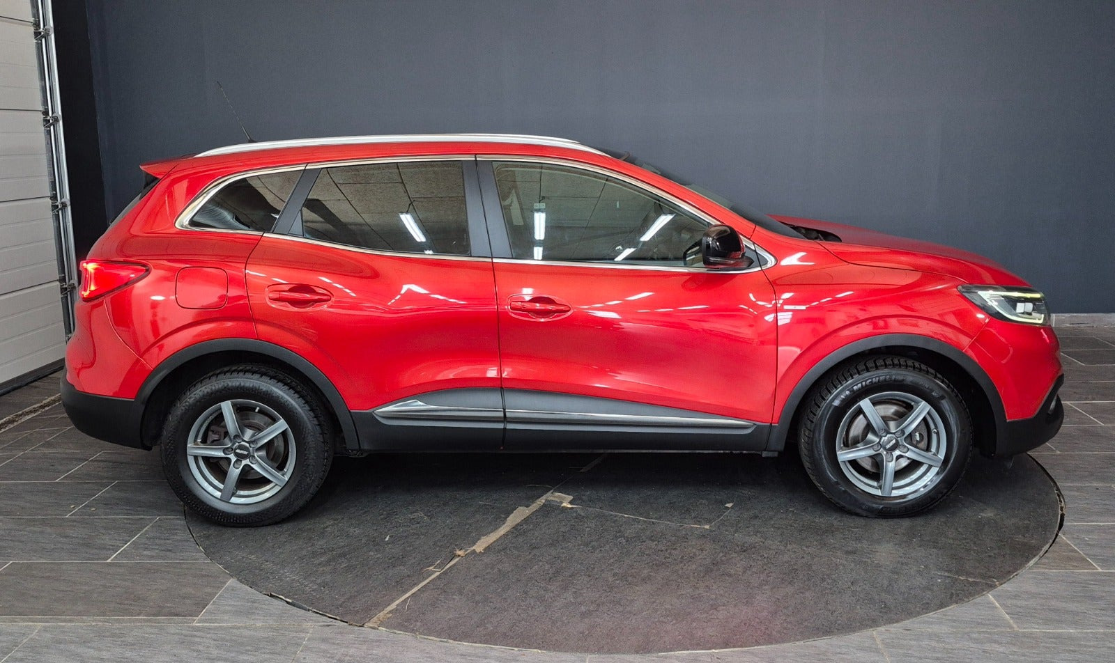 Rød Renault Kadjar fra 2016