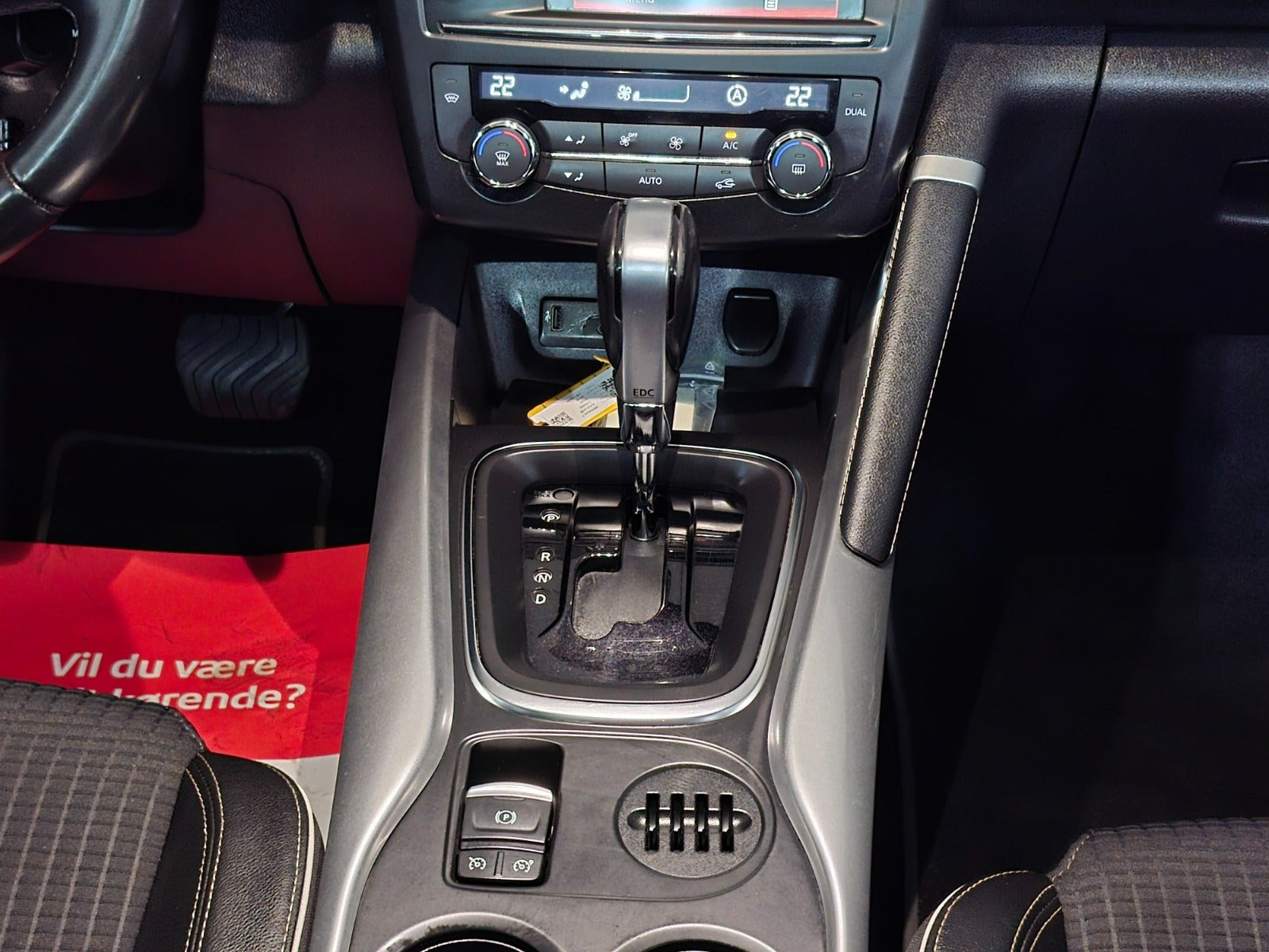 Rød Renault Kadjar fra 2016