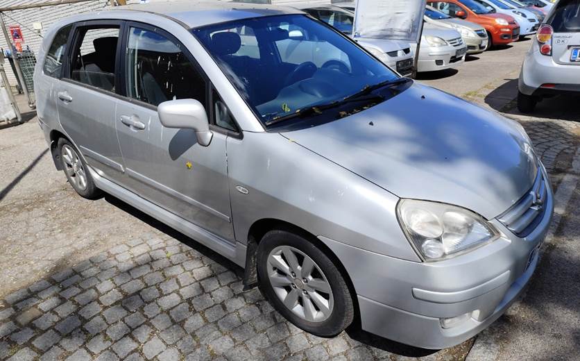 Suzuki Liana 1,6