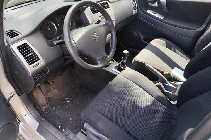 undefined Suzuki Liana fra 2008