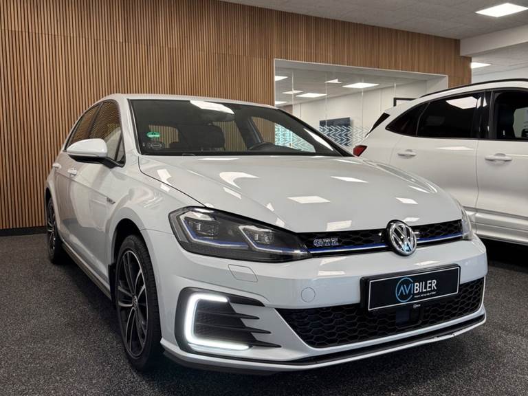 VW Golf VII 1,4 GTE DSG