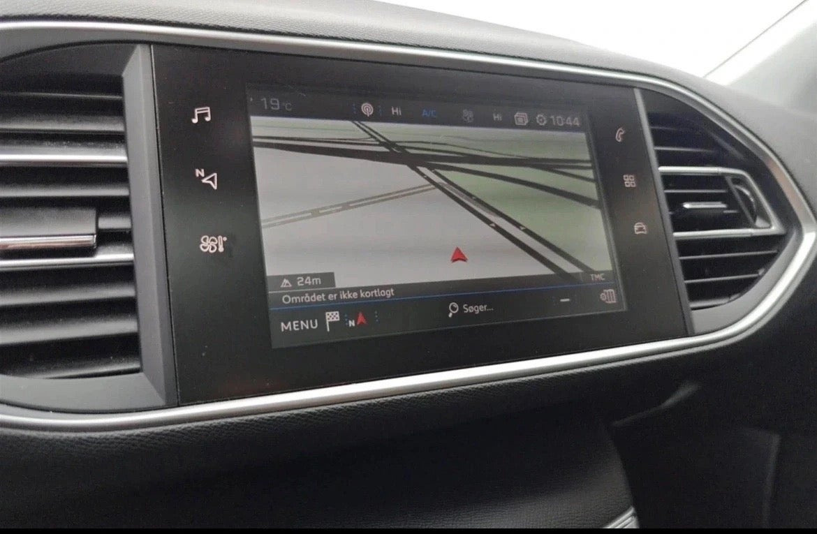 Grå Peugeot 308 fra 2018