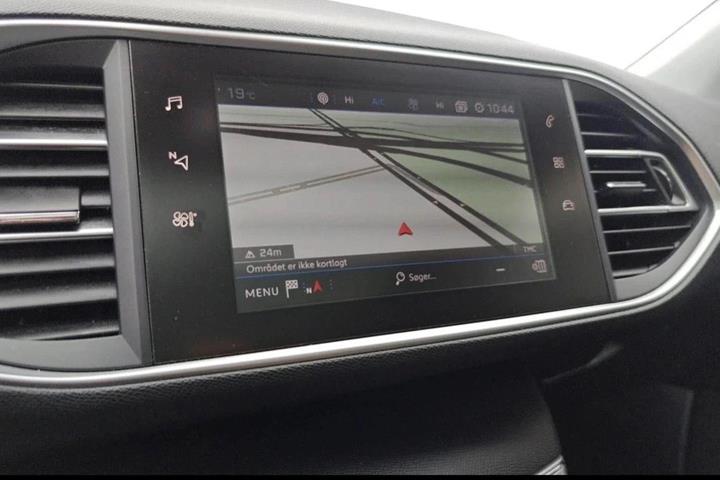 Grå Peugeot 308 fra 2018