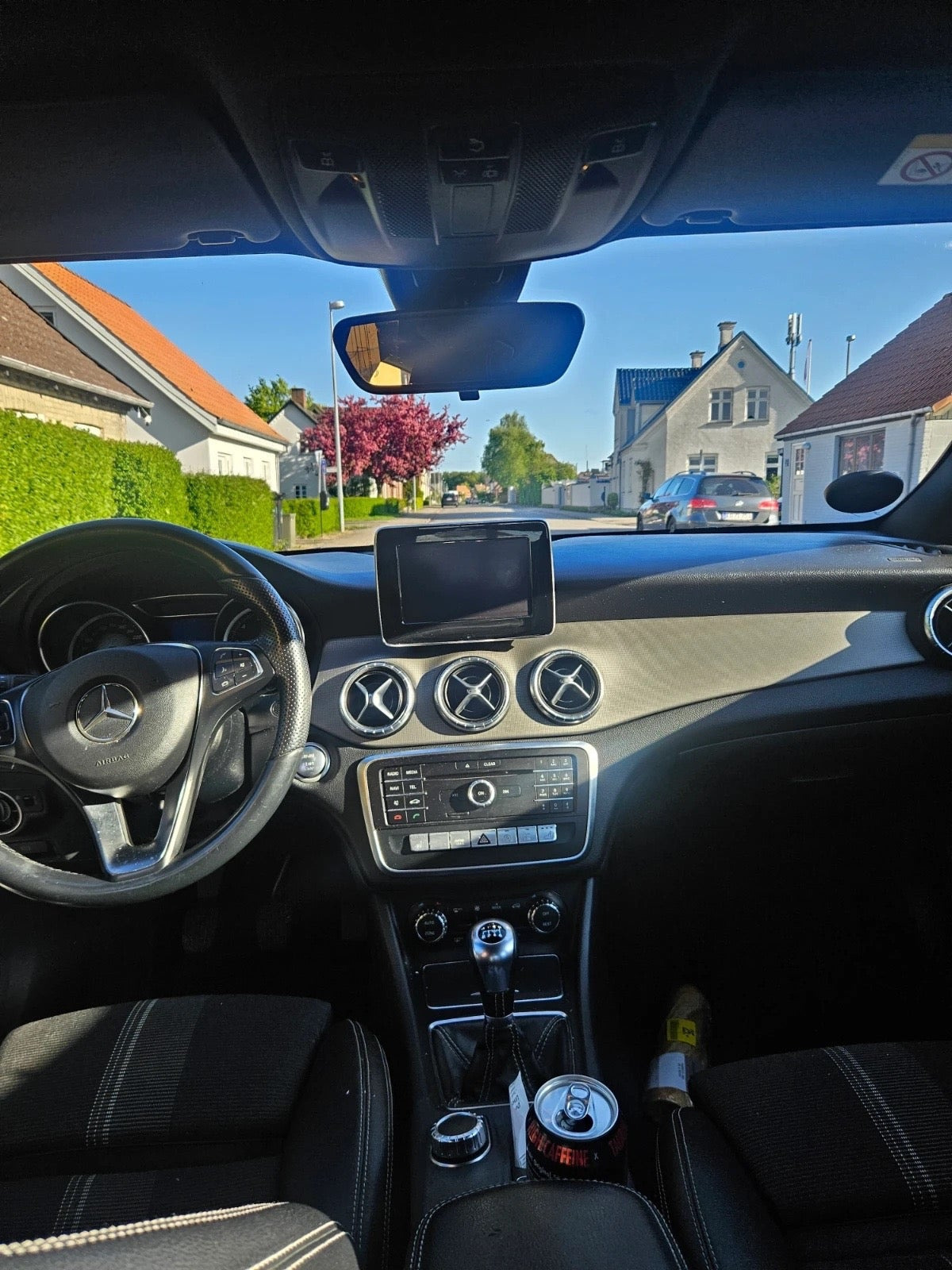 Hvid Mercedes CLA200 fra 2018