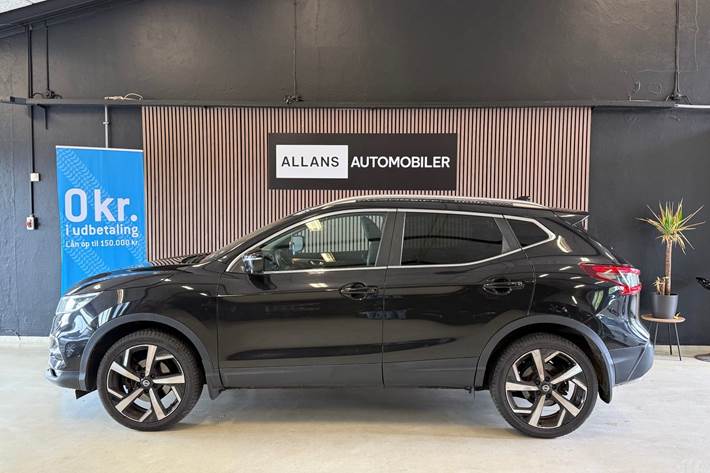 Sort Nissan Qashqai fra 2017