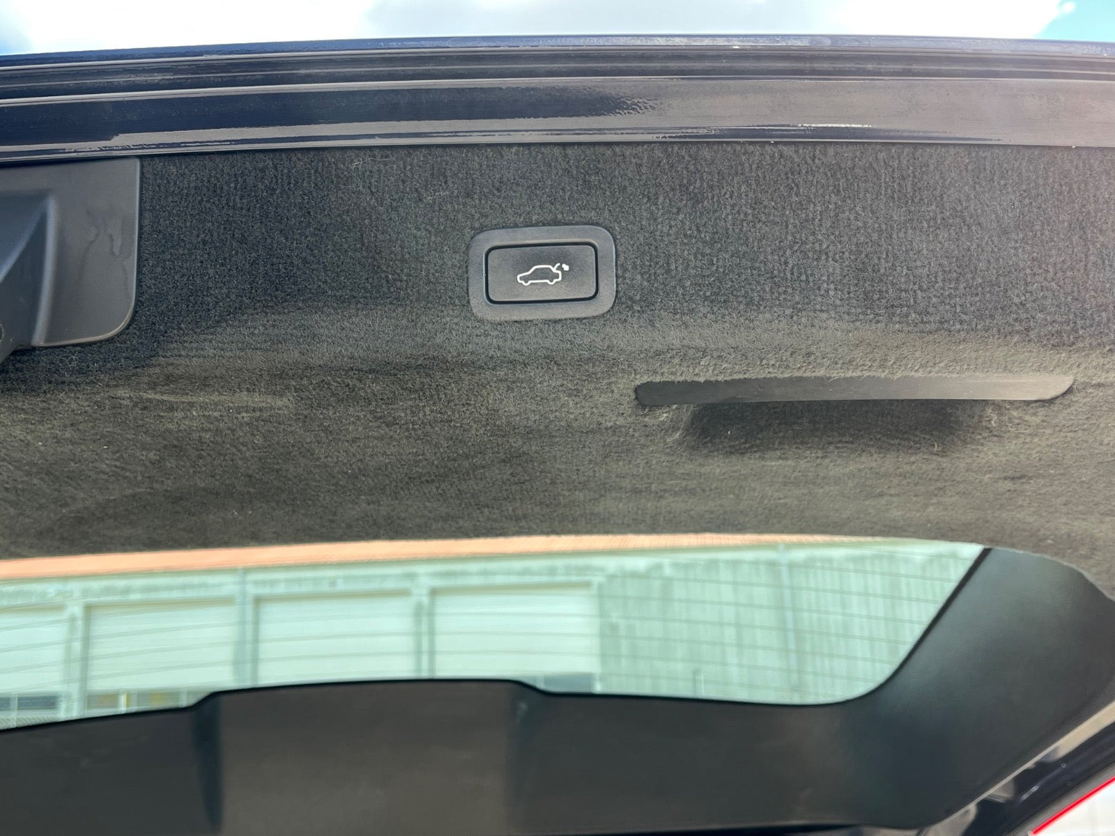 Grøn Volvo V70 fra 2008