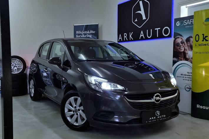 Grå Opel Corsa fra 2016 set udefra