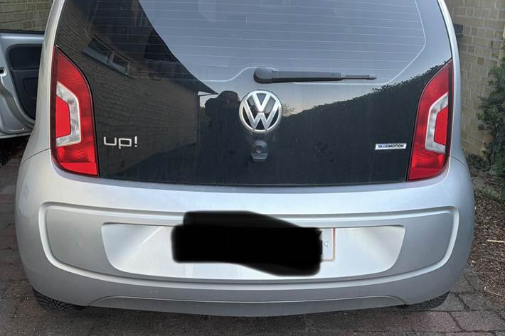 Grå VW UP! fra 2015