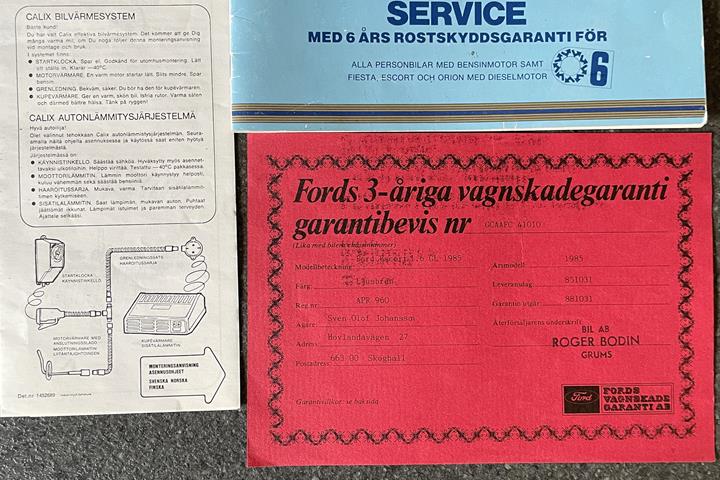 Brun Ford Escort fra 1985