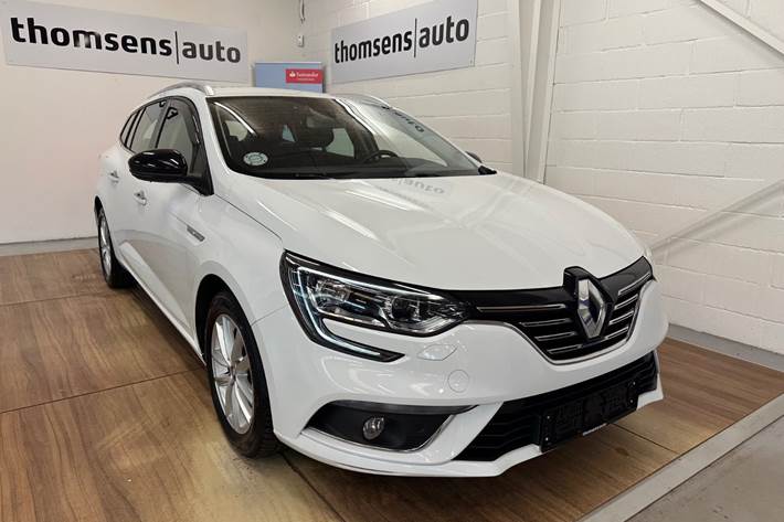 Hvid Renault Megane IV fra 2020