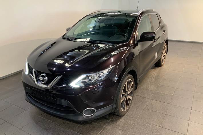Brun Nissan Qashqai fra 2014 set udefra