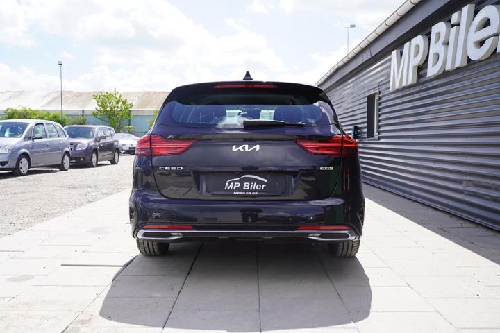 Sort Kia Ceed fra 2022