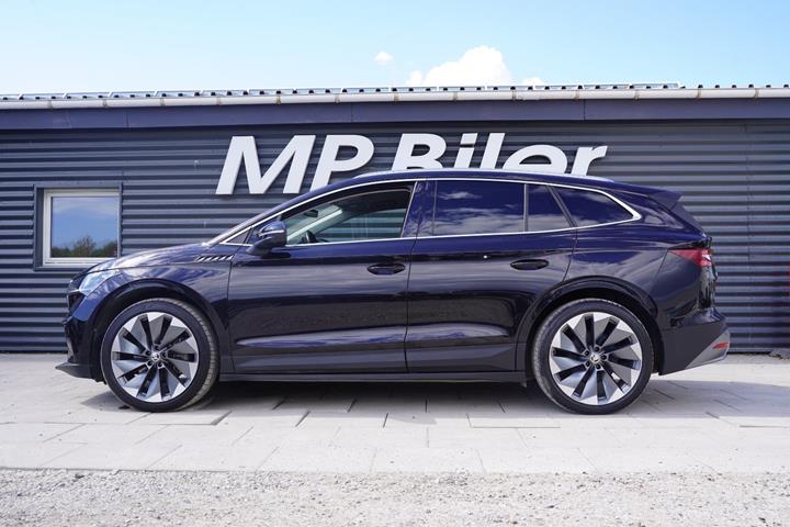 Sort Skoda Enyaq fra 2022