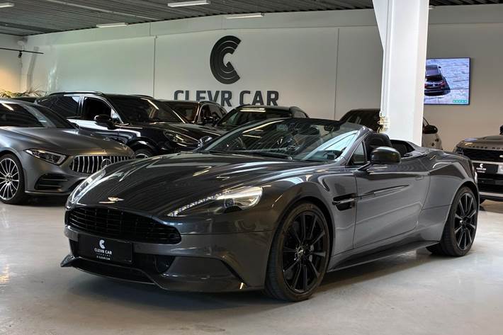 Grå Aston Martin Vanquish fra 2016