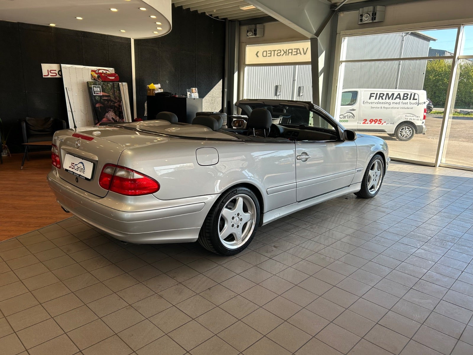 Sølv Mercedes CLK320 fra 2000