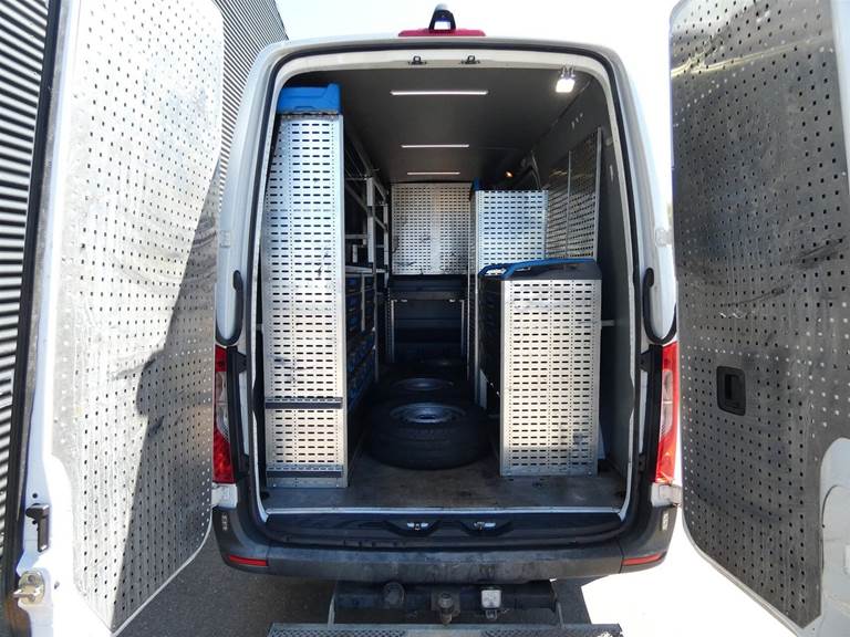 Mercedes Sprinter 316 2,2 CDi A2 Kassevogn aut. RWD