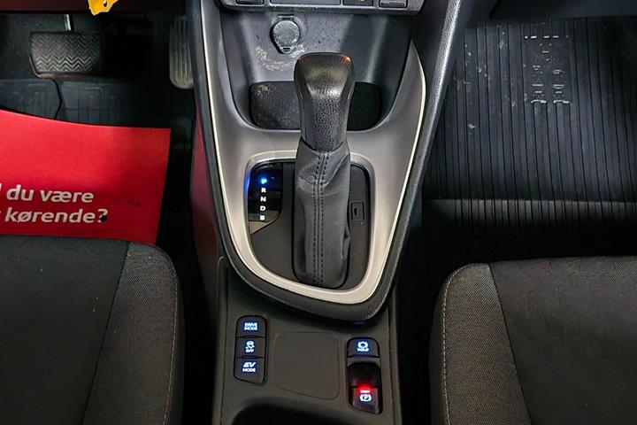 Hvid Toyota Yaris fra 2022