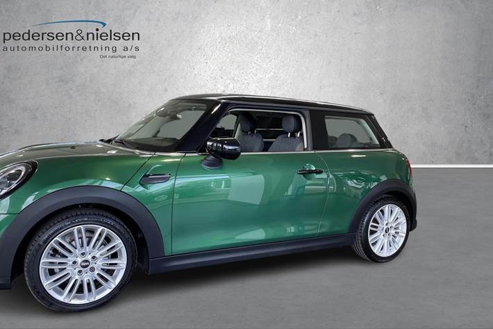 Grøn Mini Cooper fra 2021