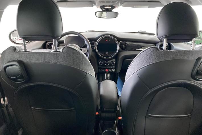 Grøn Mini Cooper fra 2021