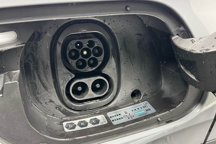 Grå VW ID.4 fra 2023