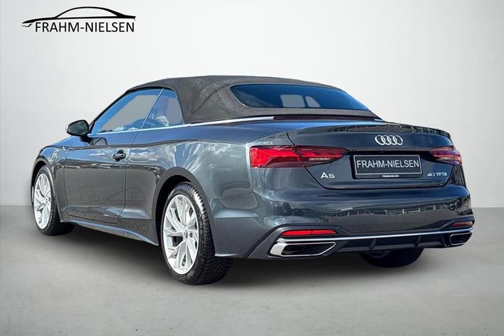 Grå Audi A5 fra 2020
