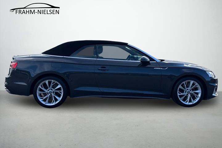 Grå Audi A5 fra 2020
