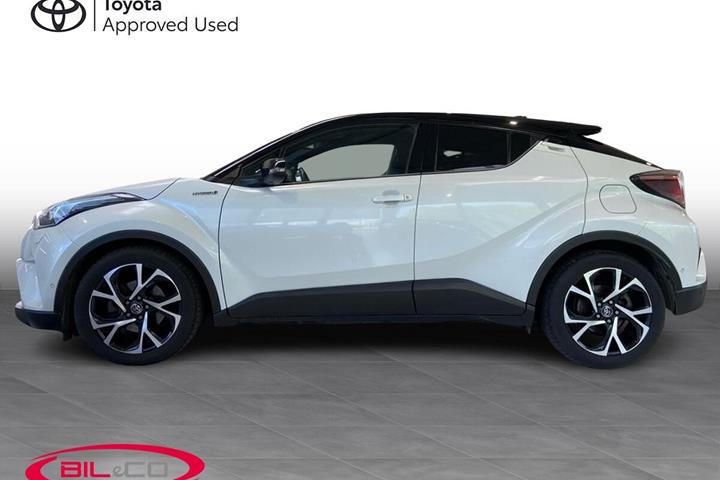 Hvid Toyota C-HR fra 2018