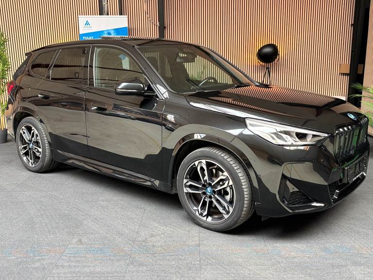 BMW iX1 xDrive30 M-Sport