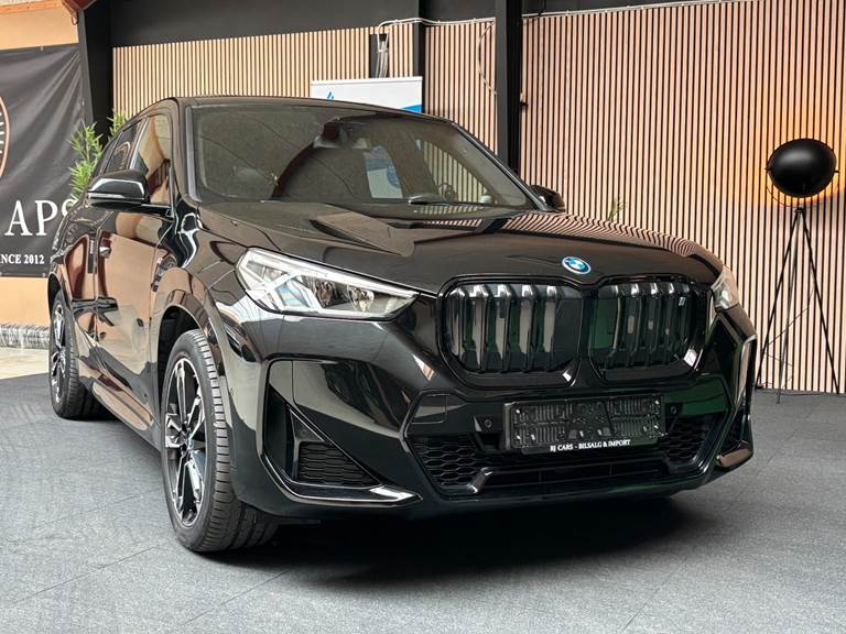 BMW iX1 xDrive30 M-Sport