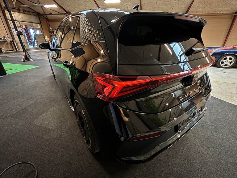 Cupra Born 77 Pasión