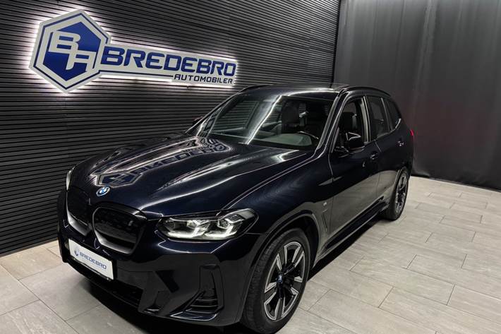 Sort BMW iX3 fra 2022