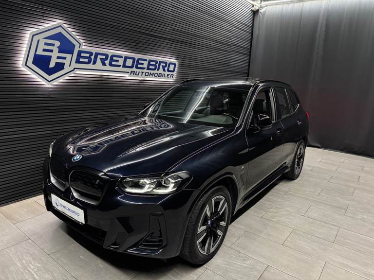 BMW iX3 Charged M-Sport