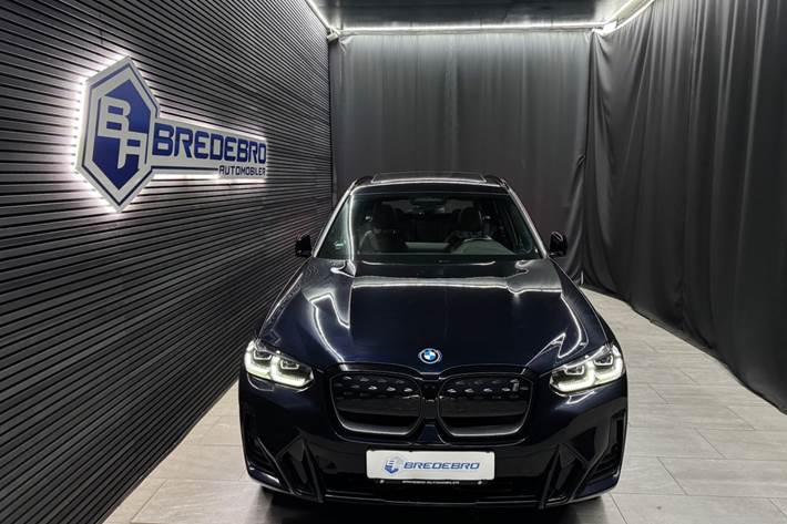 Sort BMW iX3 fra 2022