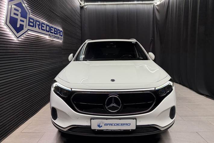 Hvid Mercedes EQA250 fra 2021