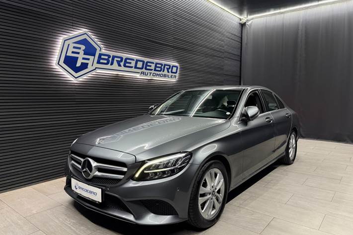 Grå Mercedes C220 d fra 2018