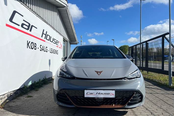 Grå Cupra Born fra 2023