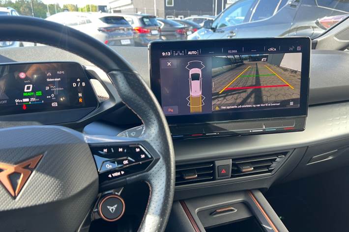Grå Cupra Born fra 2023