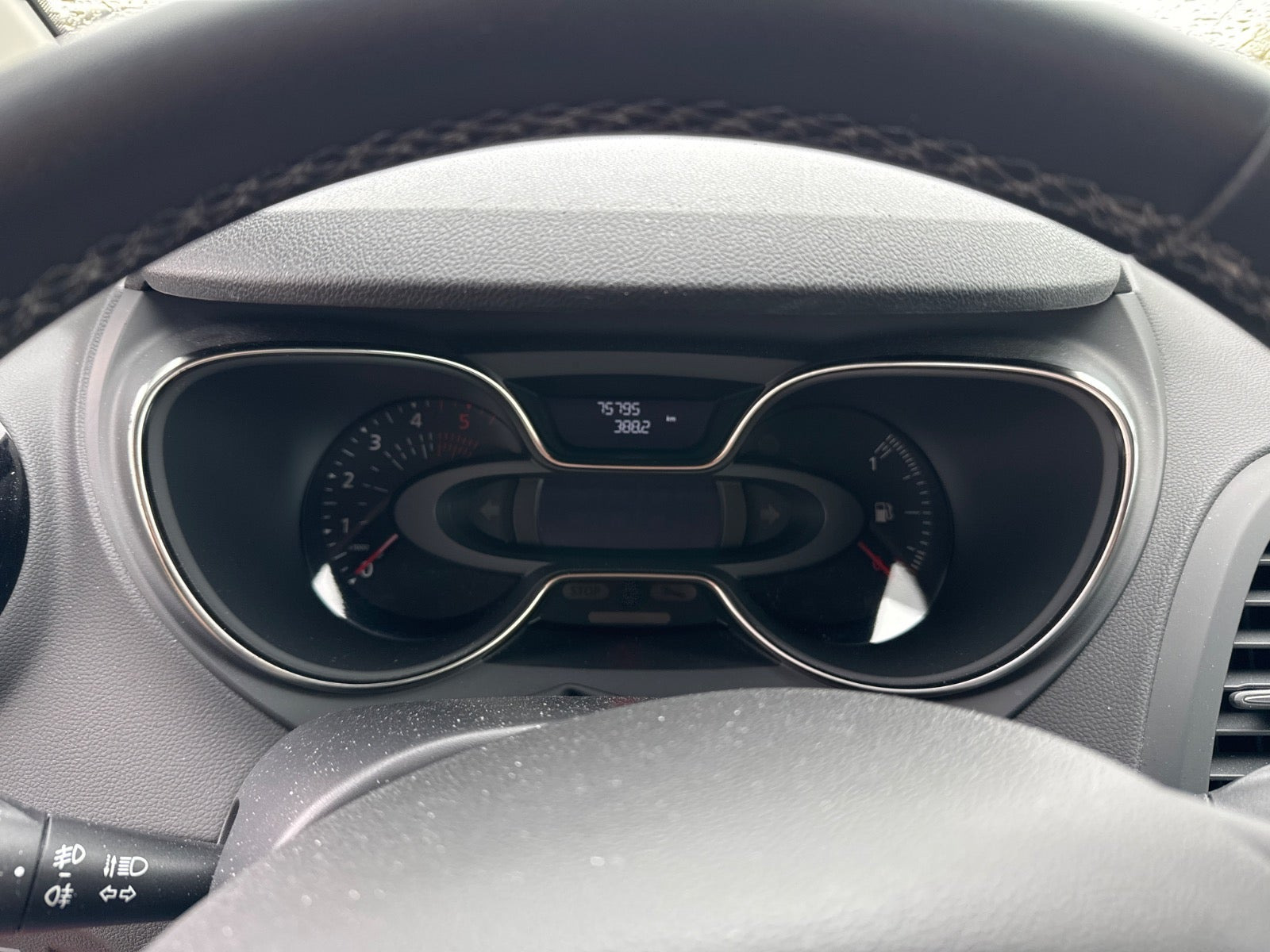 Rød Renault Captur fra 2018