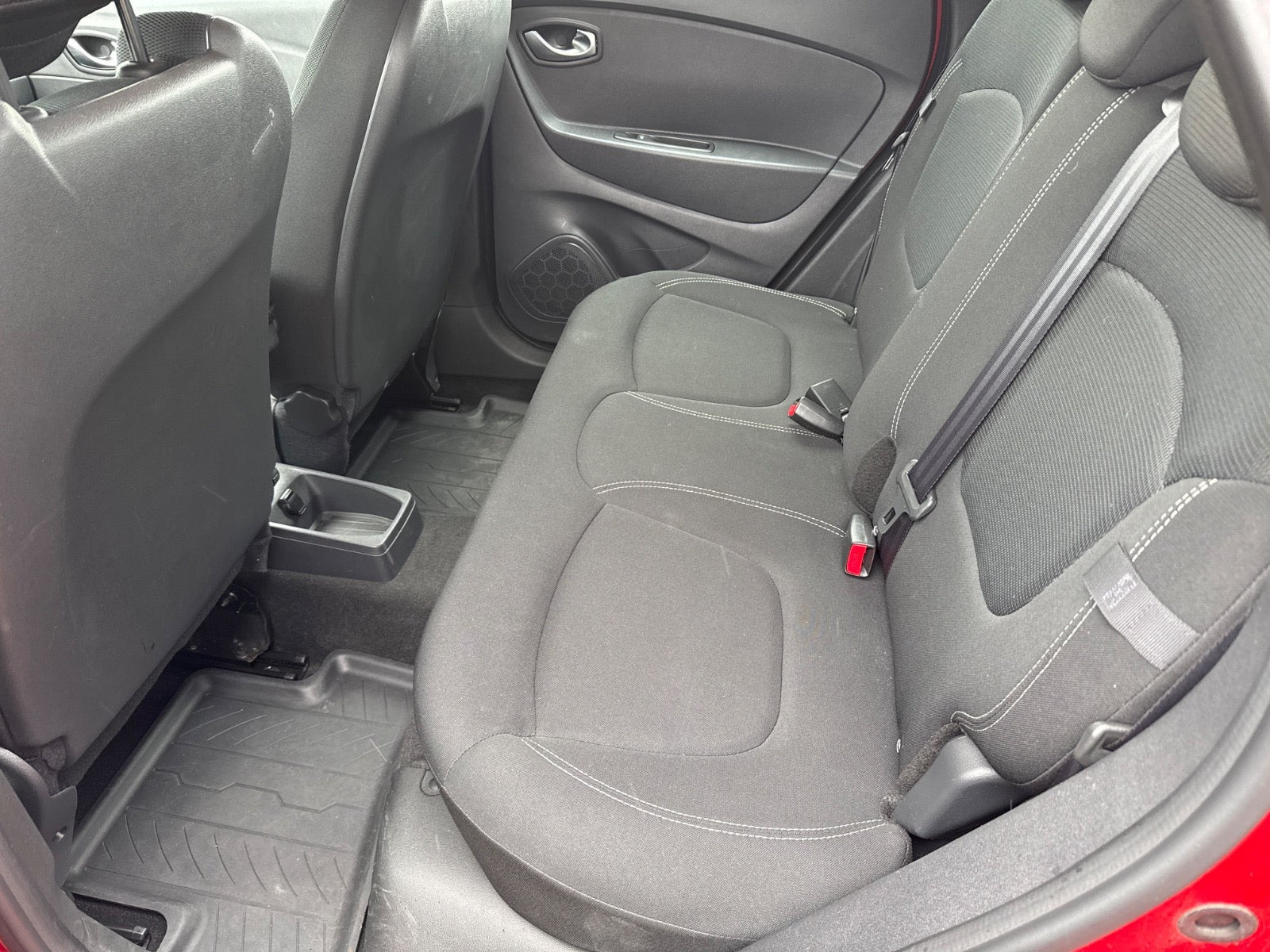 Rød Renault Captur fra 2018
