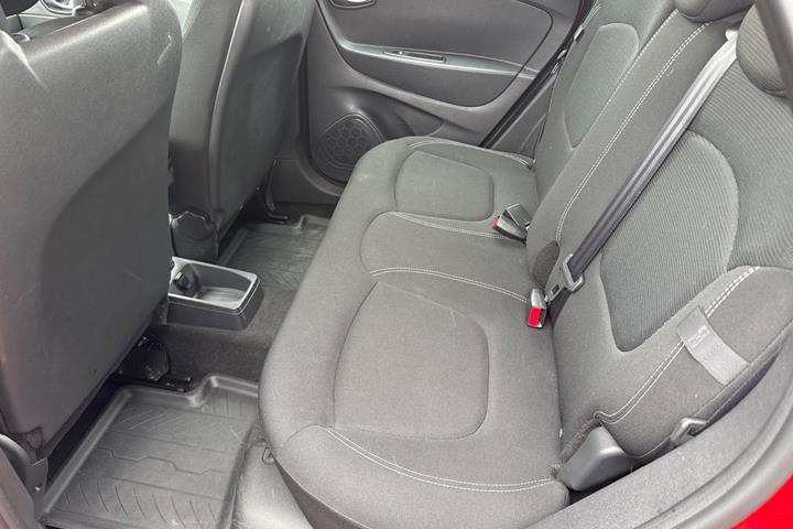 Rød Renault Captur fra 2018