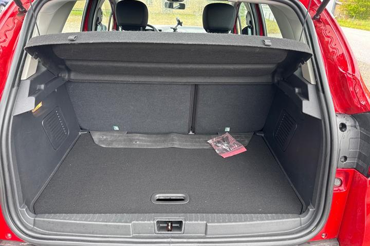 Rød Renault Captur fra 2018