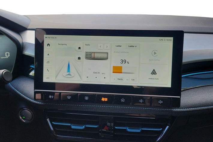 Rød MG MG5 fra 2023